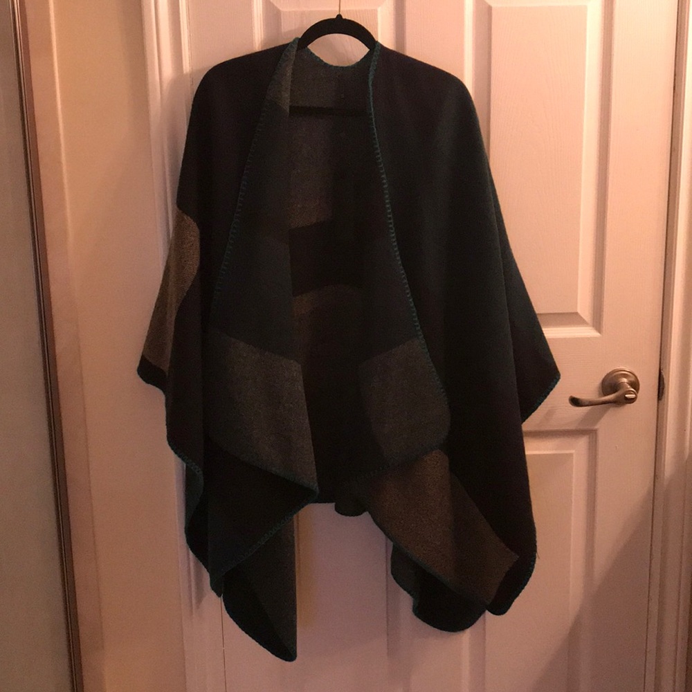 ONLY Poncho/blanket scarf